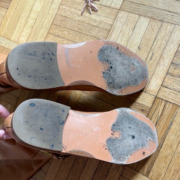 COACH Mysie Tan soft LEATHER Tall Riding Boots Zippers Cross Straps 7.5 - Picture 6 of 6